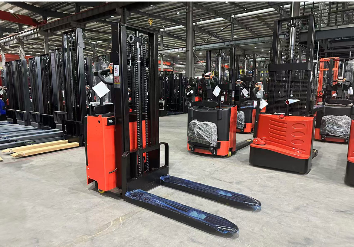 Technical data of electric stacker YLFES15E